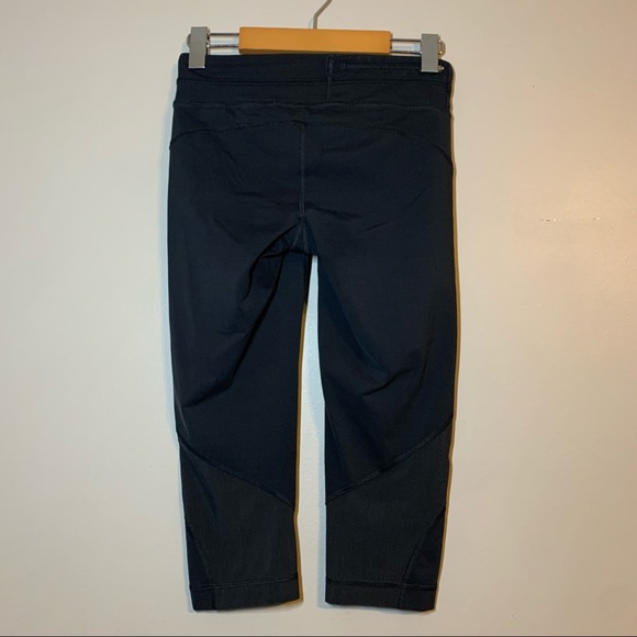 XS Lolë black crop leggings with mesh detailing - Picture 4 of 16